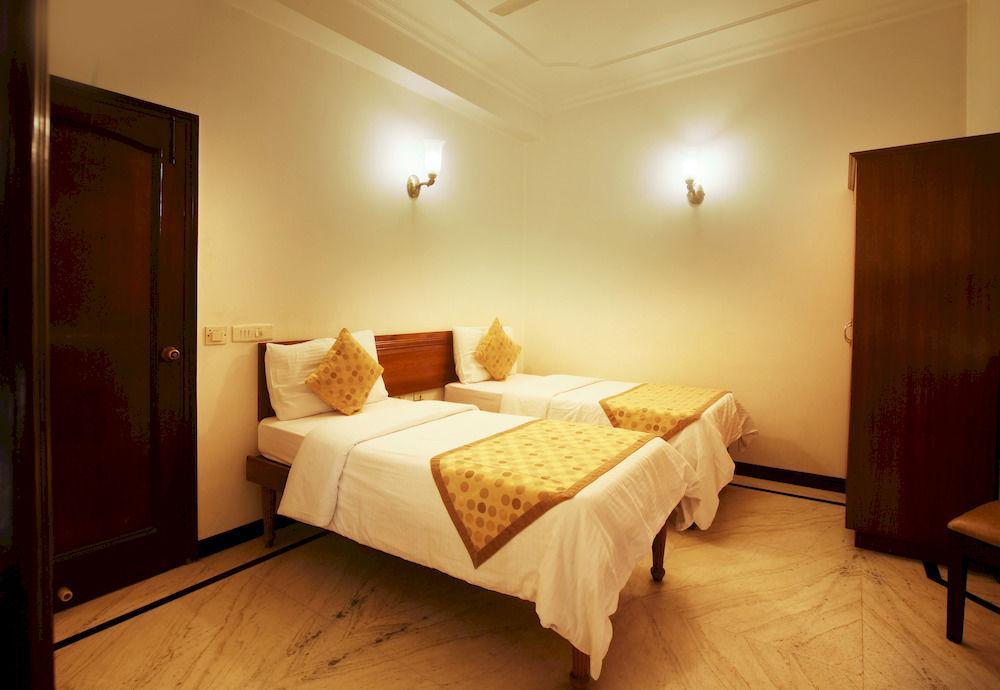 Fabhotel Lord Inn New Delhi Ngoại thất bức ảnh