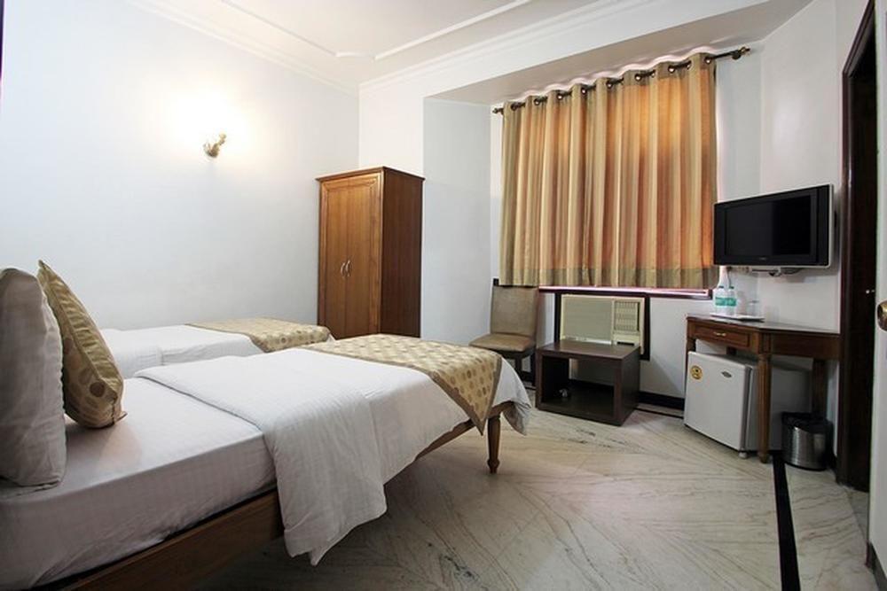 Fabhotel Lord Inn New Delhi Ngoại thất bức ảnh