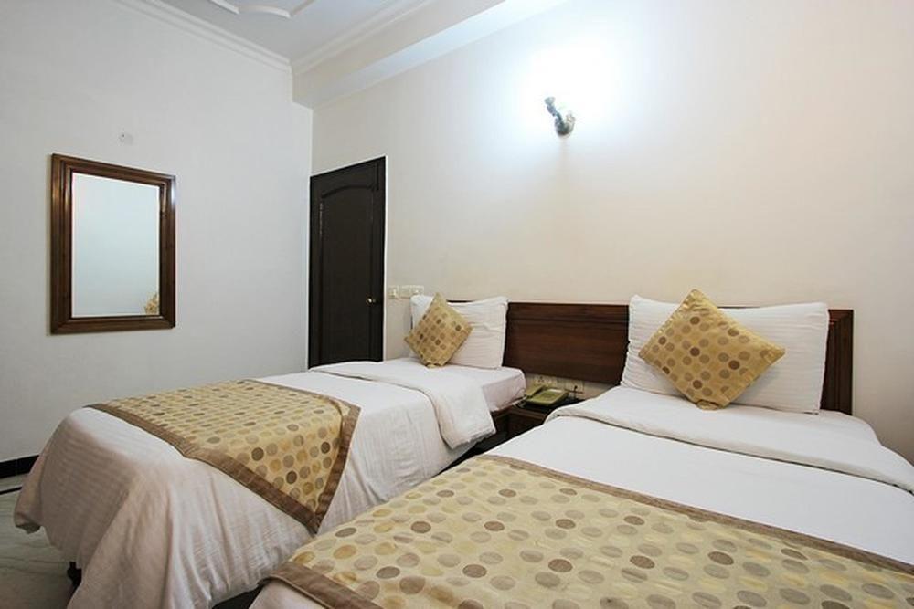 Fabhotel Lord Inn New Delhi Ngoại thất bức ảnh