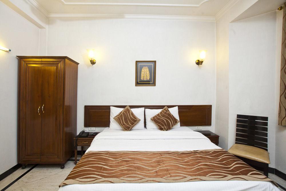 Fabhotel Lord Inn New Delhi Ngoại thất bức ảnh